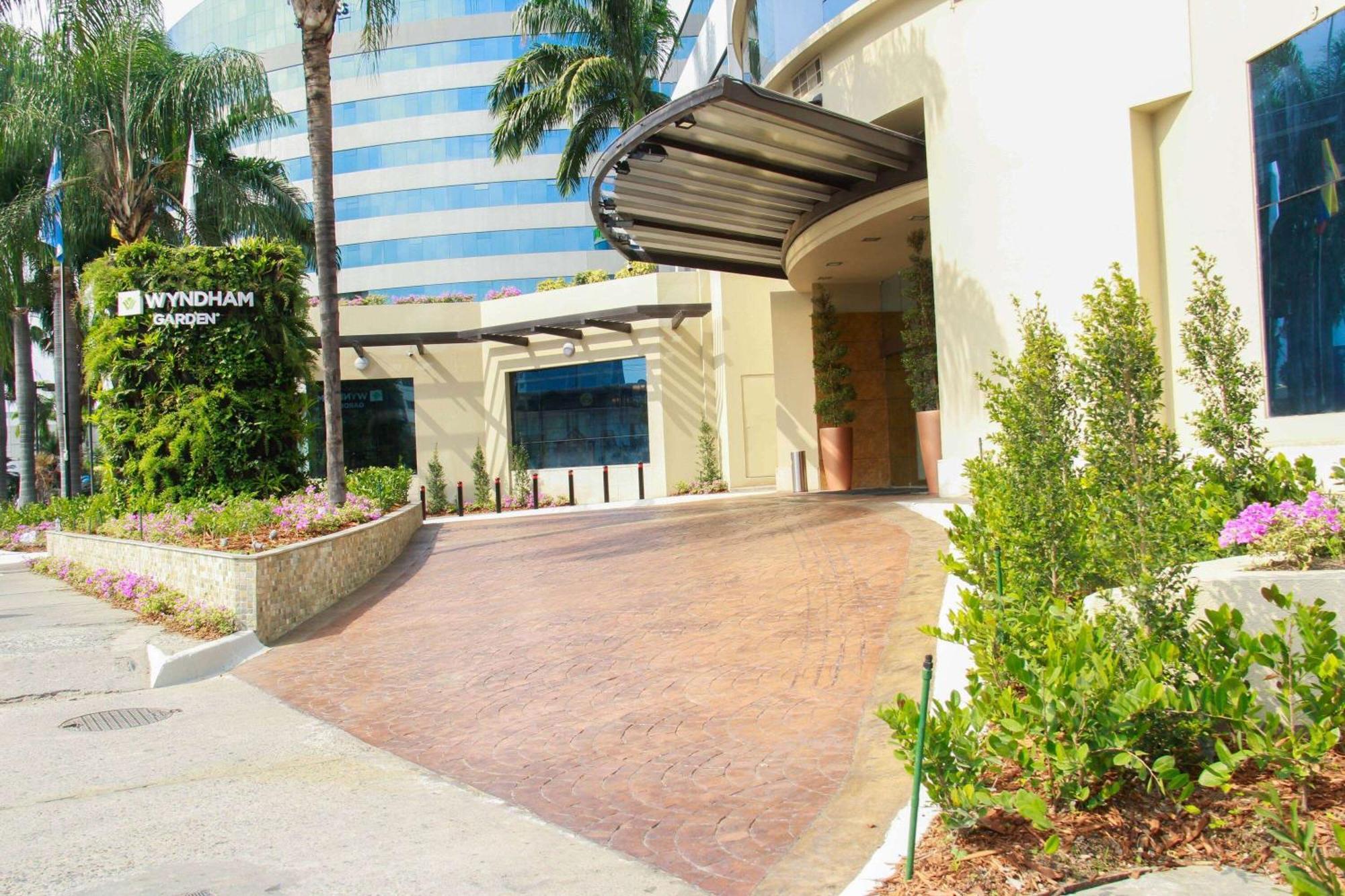 Wyndham Garden Guayaquil Hotel Eksteriør billede